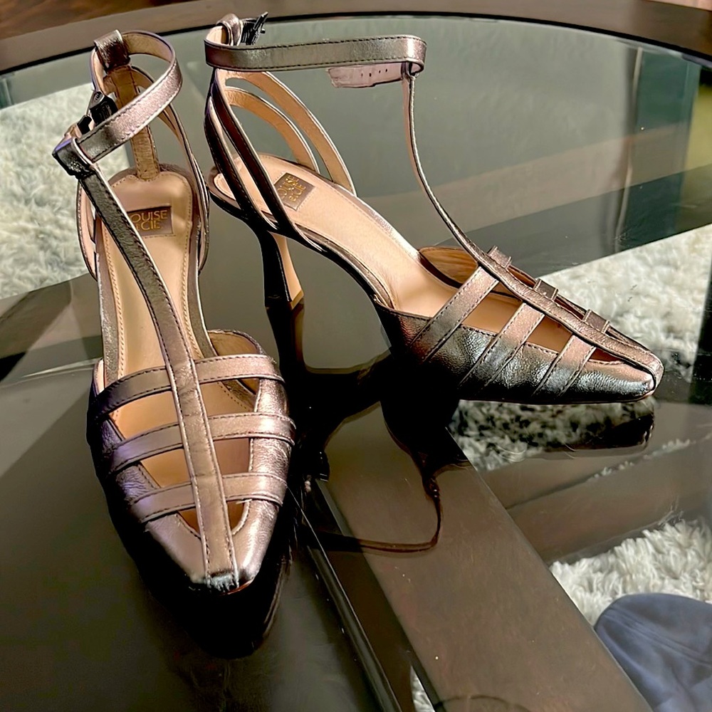 Beautiful 3 in heel flawless no scratches